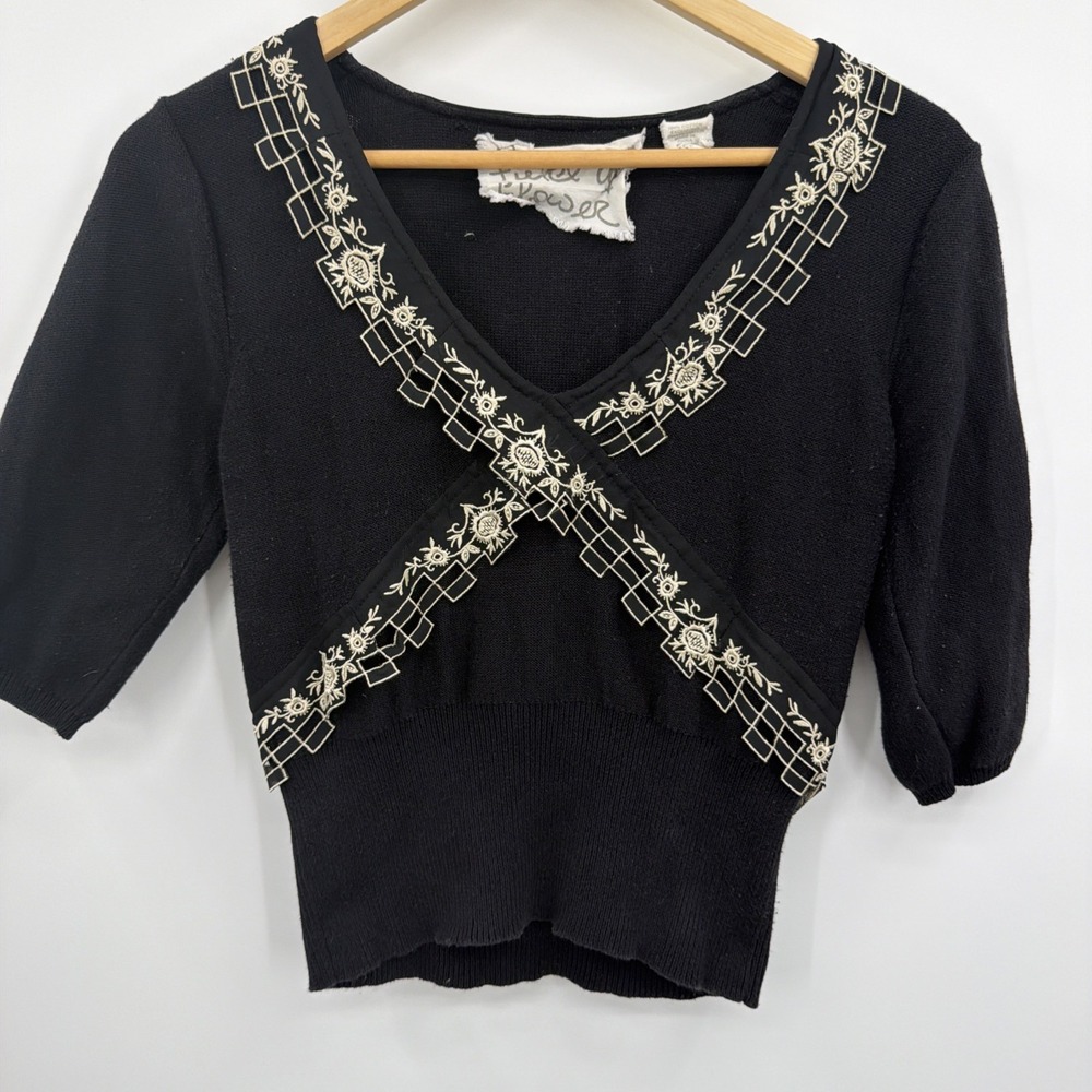 Field Flower Anthropologie Black S Short Sleeve Lace Trim Embroidered Sweater